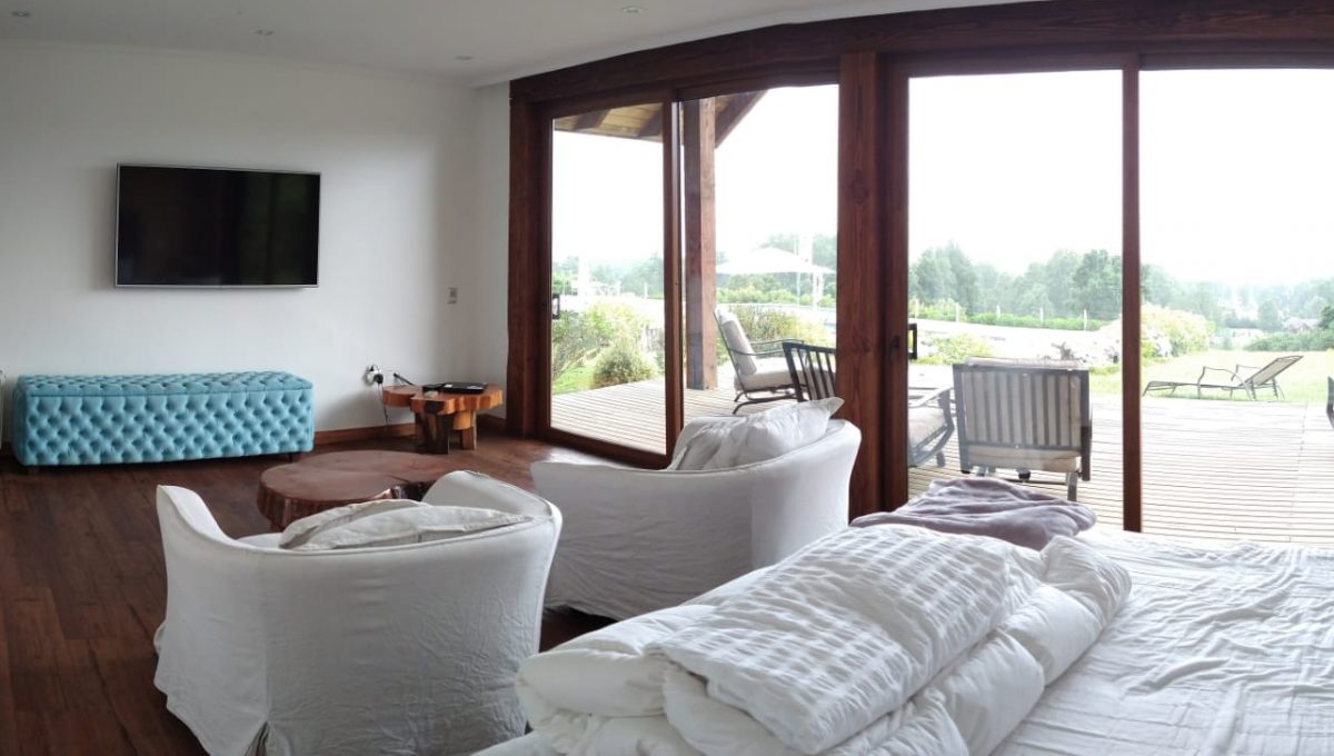 39000c5c-2584-417d-a9d8-faa3fb0adf61